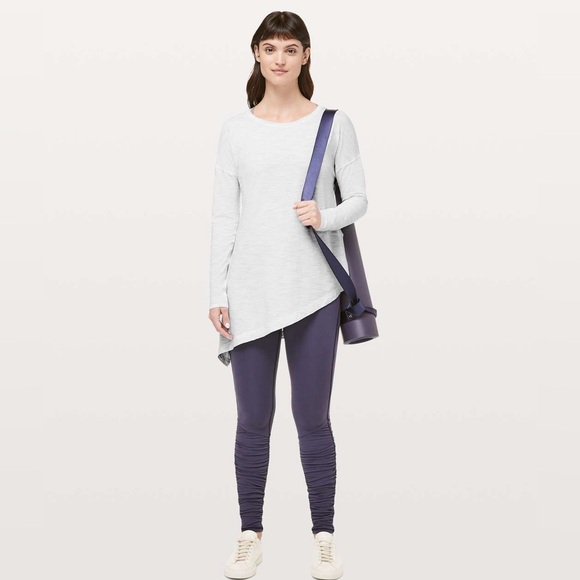 lululemon athletica Tops - Lululemon Long Sleeve Women’s Top In Gray Size 2 New Yoga Athletic Casual